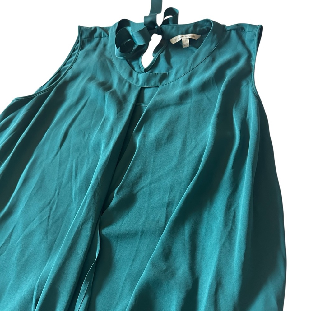 41 HAWTHORN - Clearwater Mixed Material Surplice Blouse 3X Plus | Dark Green - Picture 3 of 9